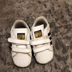 ADIDAS 3k toddler shoe